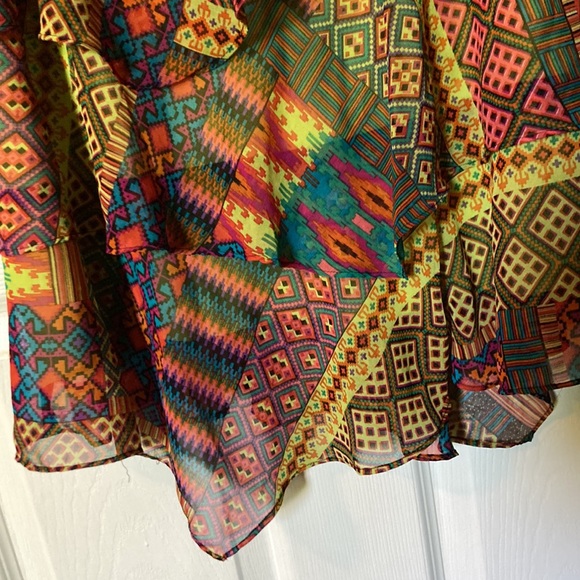 NWOT Signature by Robbie Bee Ruffled Top - Picture 7 of 7